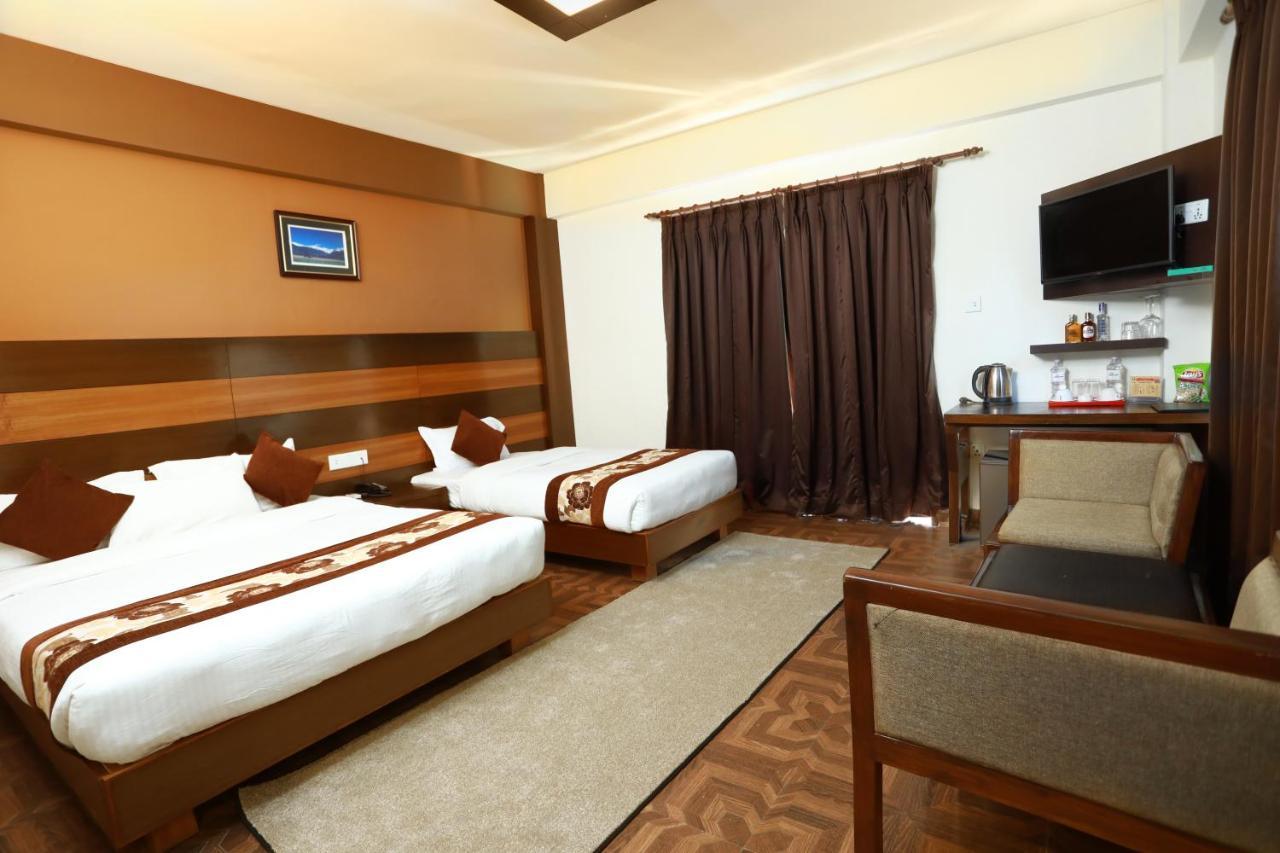 Kumari Star Inn Ποκάρα Εξωτερικό φωτογραφία
